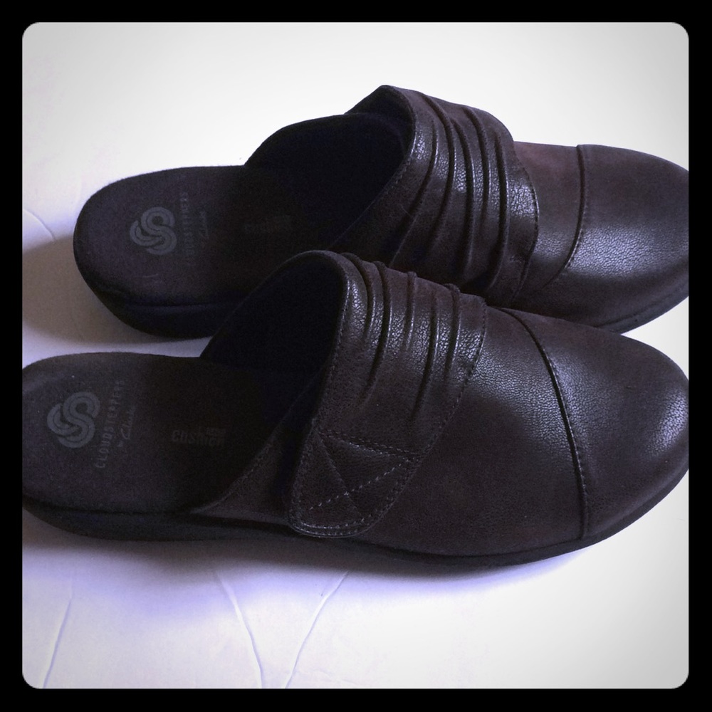 Clarks cloud steppers